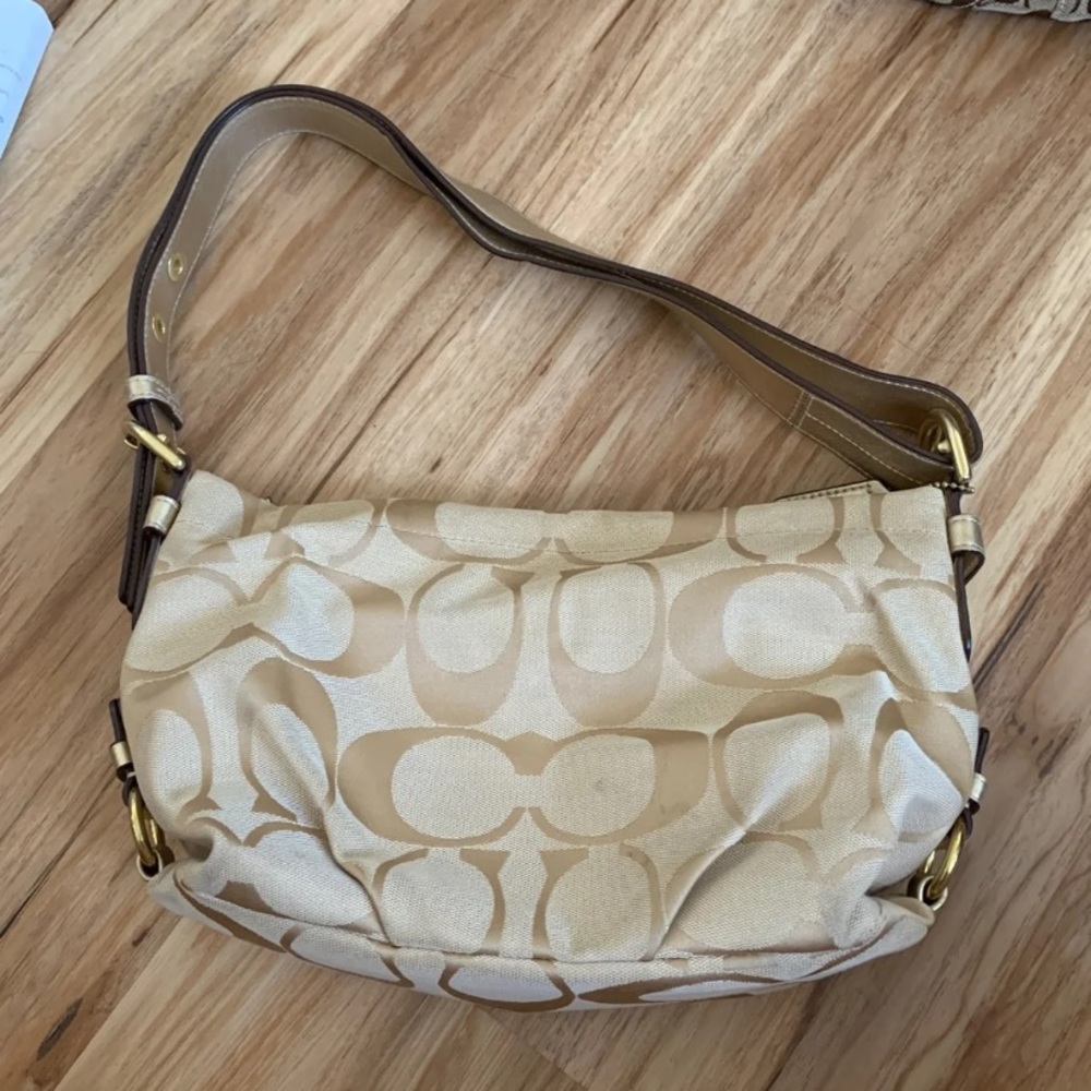 Coach Shoulder Bag